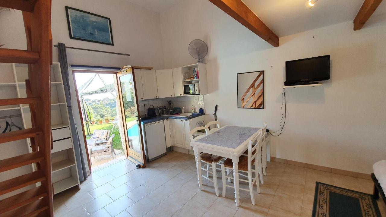 Studio-Mezzanine Dans Villa Cagnes-sur-Mer Kültér fotó