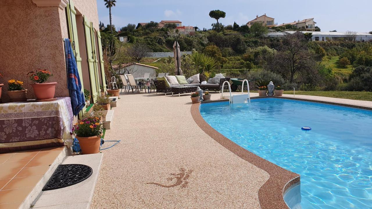 Studio-Mezzanine Dans Villa Cagnes-sur-Mer Kültér fotó